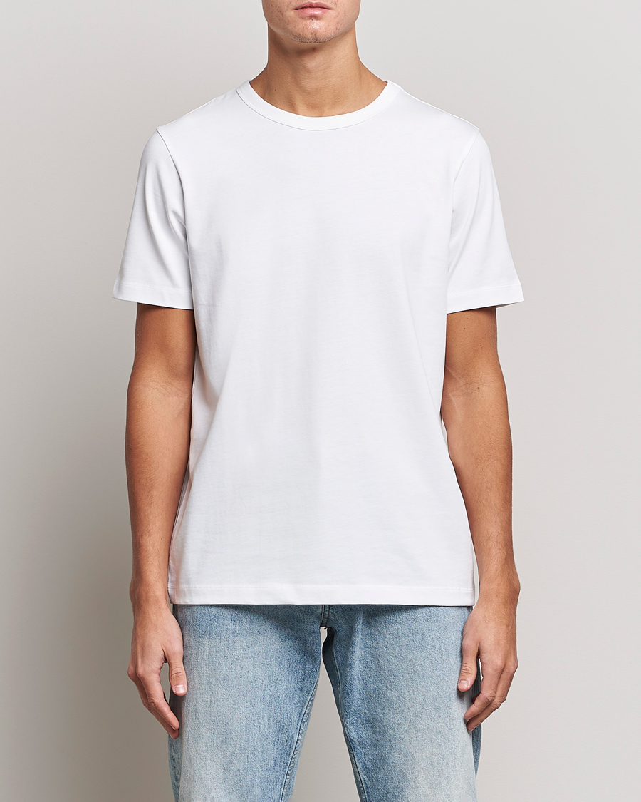 Mies | Contemporary Creators | A Day\'s March | Heavy Tee White