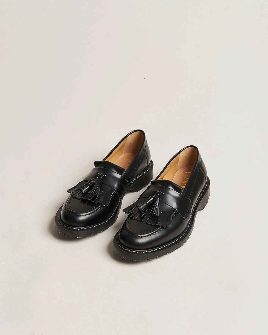 Mies | Käsintehdyt kengät | Solovair | Tassel Loafer Black Shine