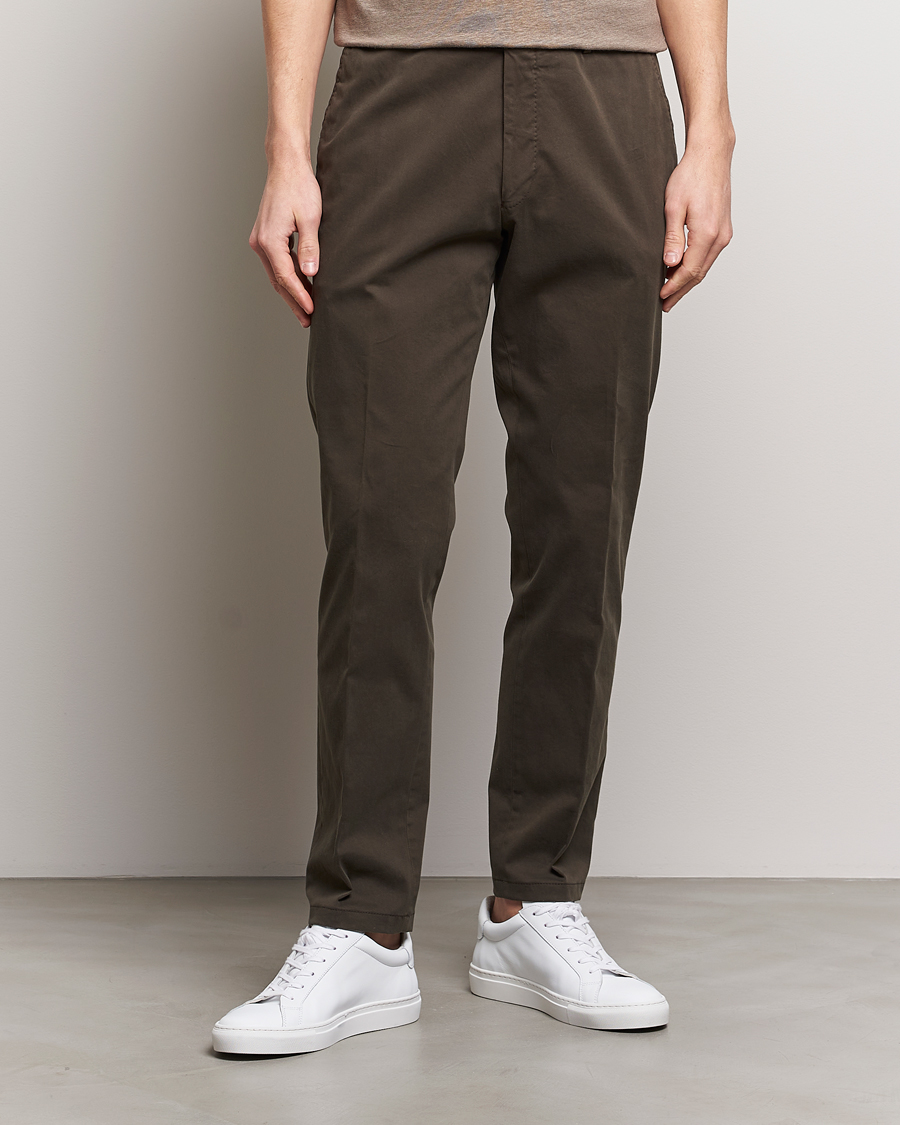Mies | Business & Beyond | Oscar Jacobson | Denz Casual Cotton Trousers Olive