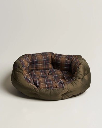 Mies | Lifestyle | Barbour Heritage | Quilted Dog Bed 30' Olive
