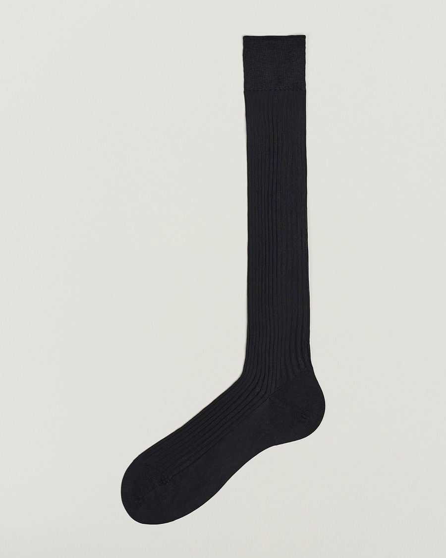 Pantherella Baffin Silk Long Sock Black – Musta