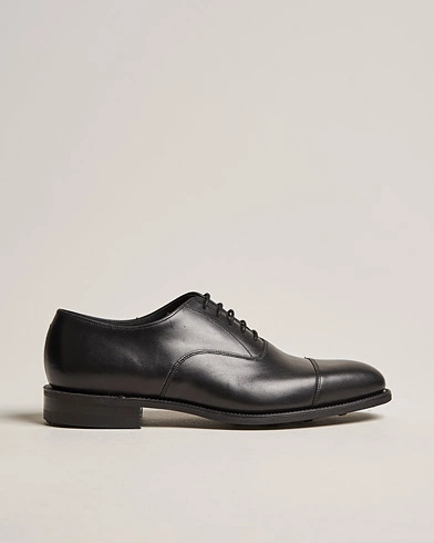 Mies | Käsintehdyt kengät | Loake 1880 | Aldwych Single Dainite Oxford Black Calf