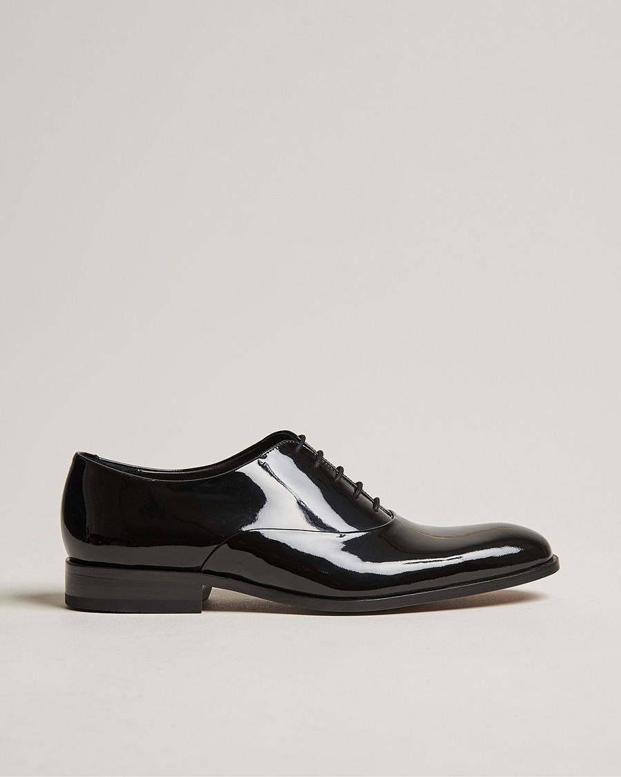 Loake Shoemakers Loake Lifestyle Patent Black – Musta