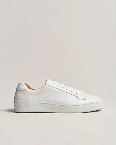Mies | Business & Beyond | Tiger of Sweden | Salas Leather Sneaker White