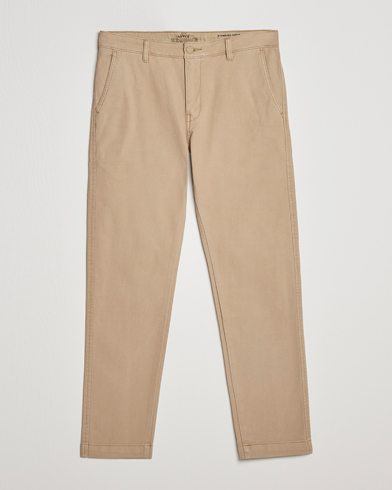 Miehet | Chinot | Levi's | Garment Dyed Stretch Chino Beige