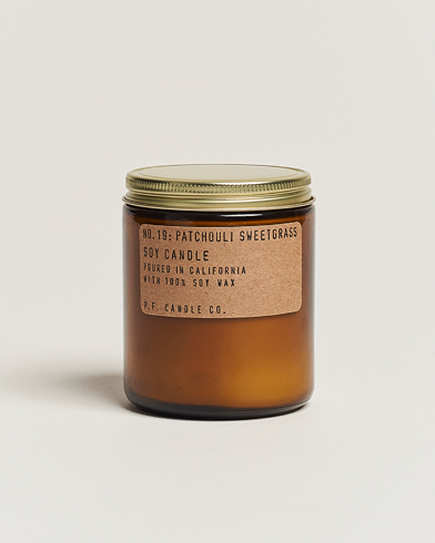 Mies |  | P.F. Candle Co. | Soy Candle No. 19 Patchouli Sweetgrass 204g