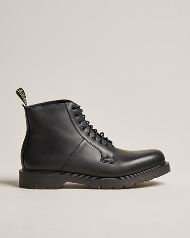 Mies | Käsintehdyt kengät | Loake Shoemakers | Niro Heat Sealed Laced Boot Black Leather