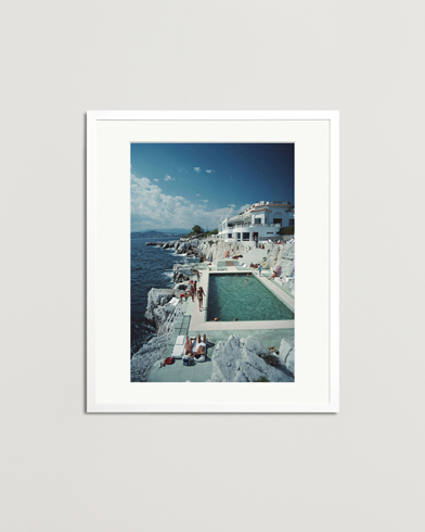 Mies | Sonic Editions | Sonic Editions | Framed Slim Aarons Pool Hotel Du Cap Eden Roc