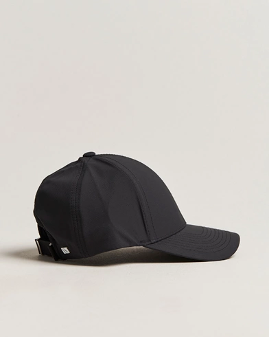 Mies |  | Varsity Headwear | Active Tech Cap Black