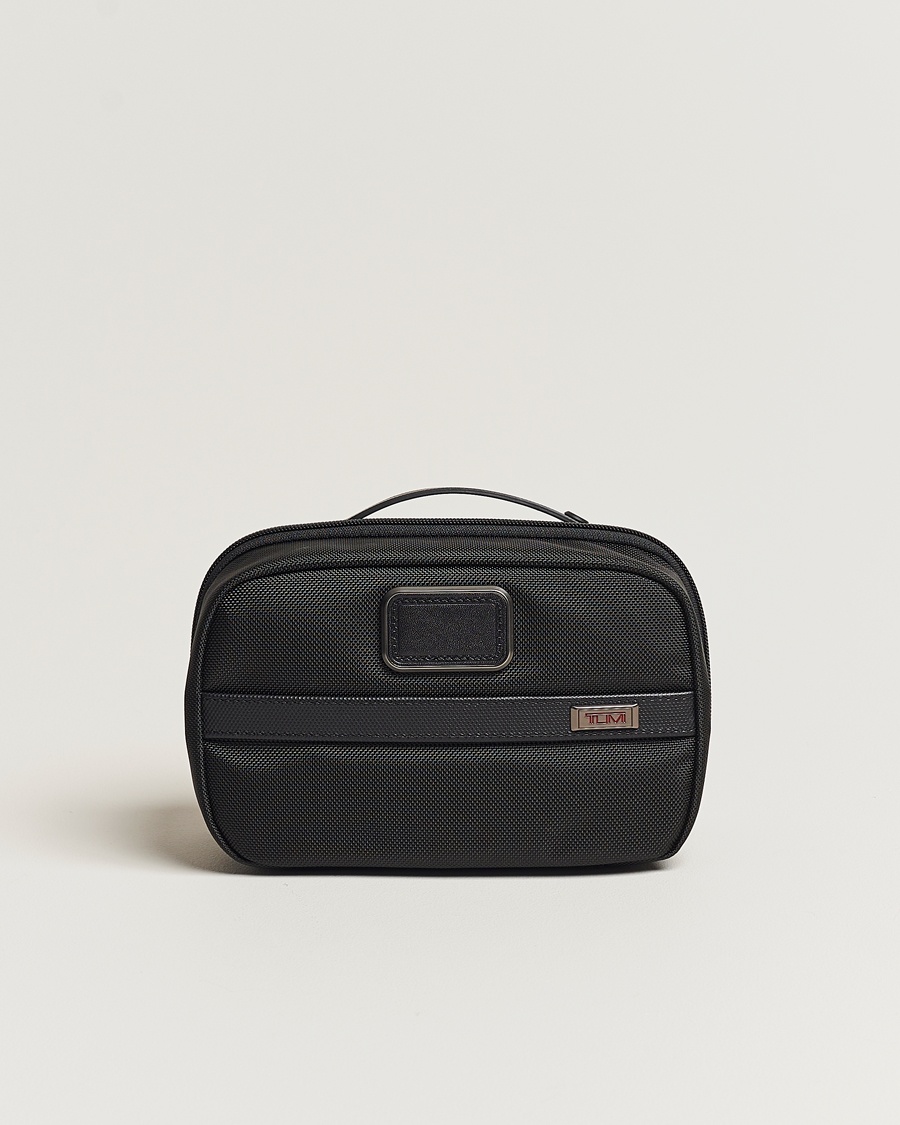TUMI Alpha 3 Split Travel Kit Black – Musta