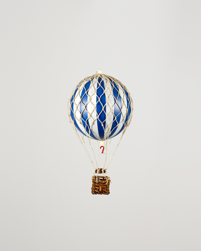 Mies | Kotiin | Authentic Models | Floating In The Skies Balloon Blue/White