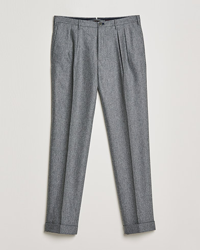 Mies | Flanellihousut | Incotex | Pleated Flannel Trousers Grey Melange