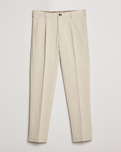 Mies | Chinot | Incotex | Pleated Cotton Stretch Chinos Light Beige
