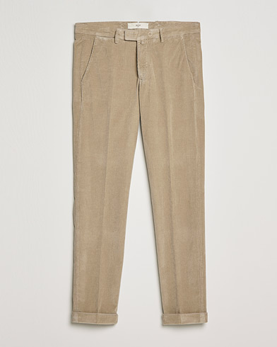 Mies | Chinot | Briglia 1949 | Slim Fit Corduroy Trousers Beige