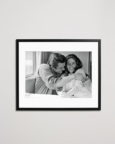Mies | Sonic Editions | Sonic Editions | Framed Johnny Cash and June Carter Cash 