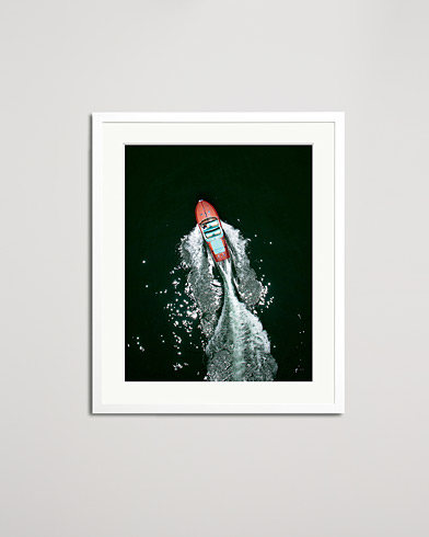 Mies | Kotona viihtyvälle | Sonic Editions | Framed Riva Speedboat On Lake Como 