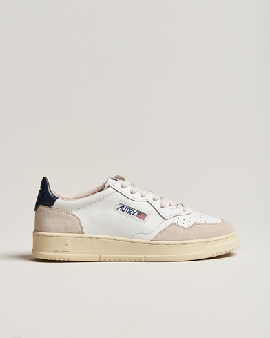 Mies | Valkoiset tennarit | Autry | Medalist Low Leather/Suede Sneaker White/Blue