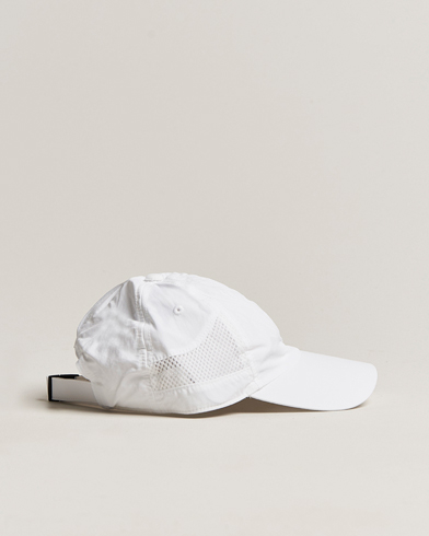Mies | Columbia | Columbia | Tech Shade Hat White