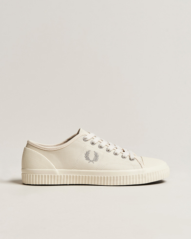 Mies | Fred Perry | Fred Perry | Hughes Low Canvas Sneaker Ecru