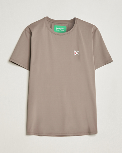 Mies |  | District Vision | Lightweight Short Sleeve T-Shirt Silt