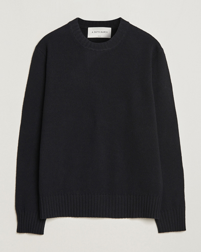 Mies | Puserot | A Day's March | Marlow Lambswool Crew Black