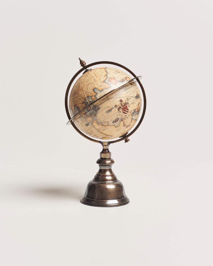Authentic Models Mini Terrestrial Globe – Ruskea