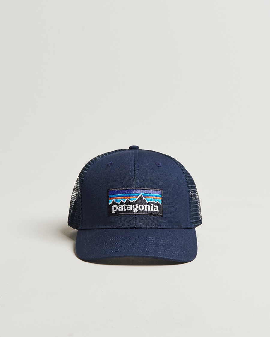 Patagonia PatagoniaP-6 Logo Trucker HatNew Navy – Sininen