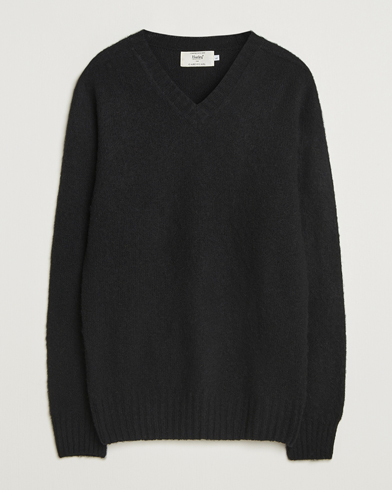 Harley Of Scotland Brushed Supersoft Lambswool V-Neck Black – Musta