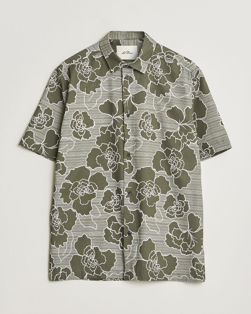 Les Deux Charlie Poppy AOP Short Sleeve Shirt Olive Night – Vihreä