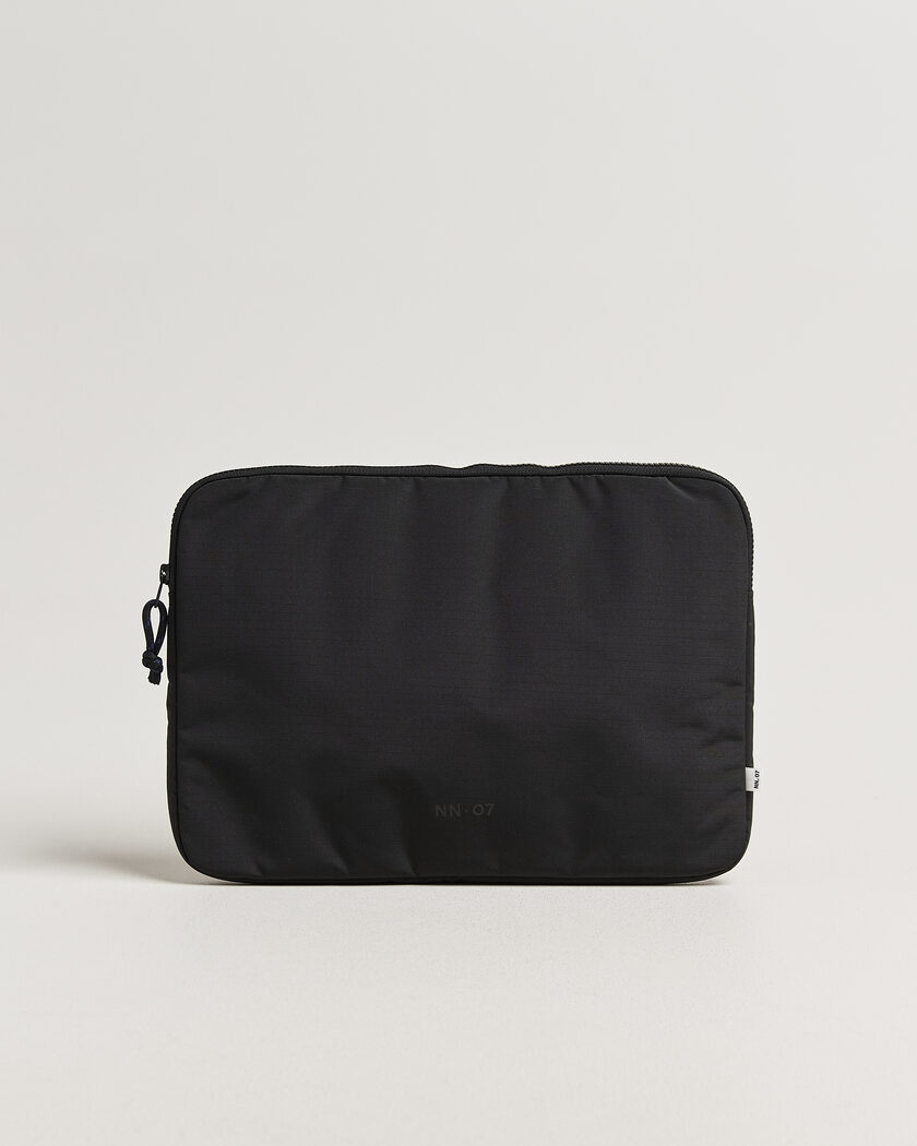 NN07 Nylon Ripstop Computer Sleeve Black – Musta