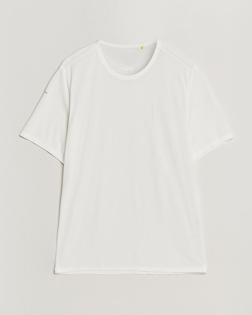 Haglöfs L.I.M Delta T-Shirt Soft White – Valkoinen