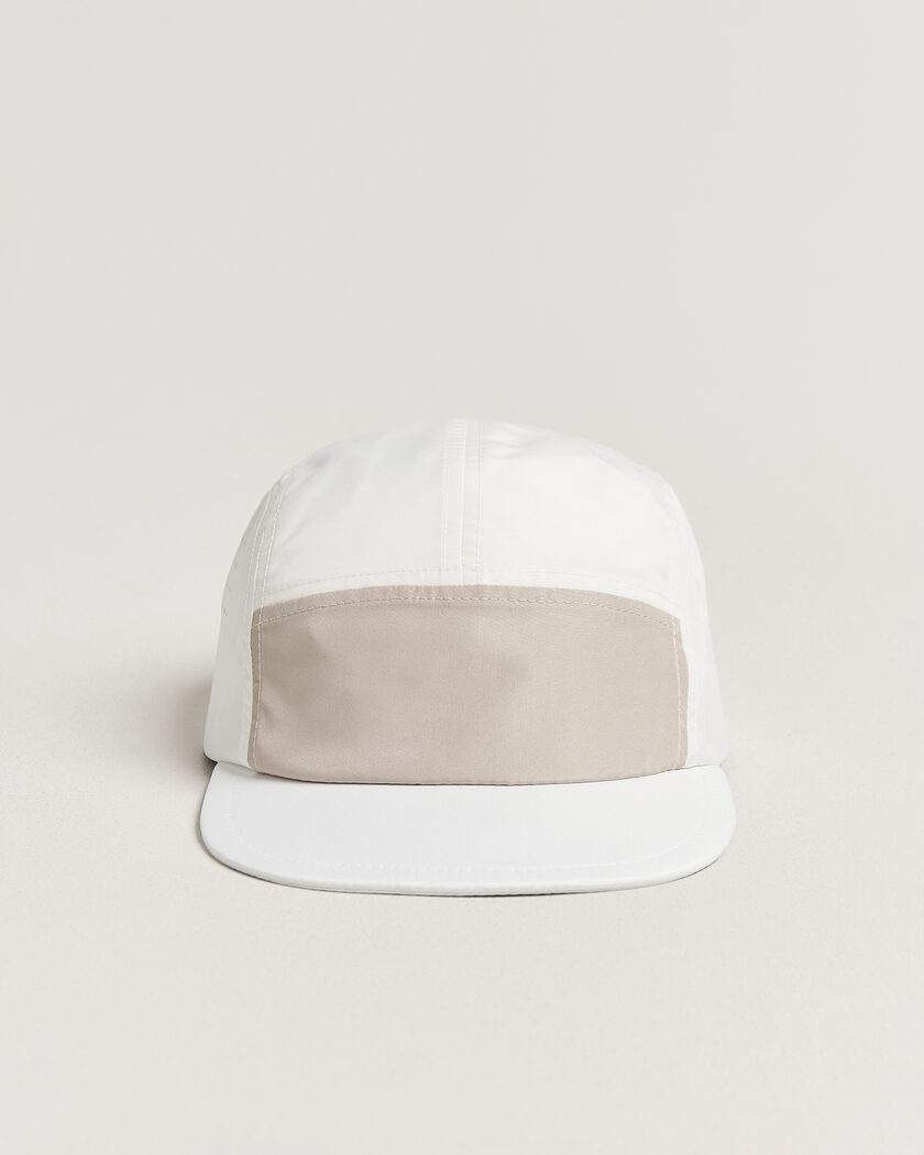 Peak Performance Lightweight Cap White/Sand Fog – Valkoinen