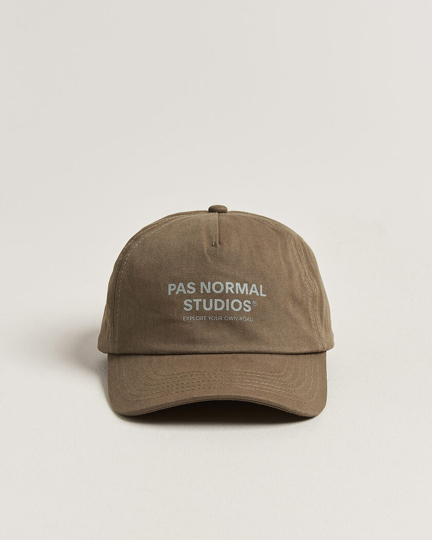 Pas Normal Studios Off Race Cotton Cap Mud – Ruskea