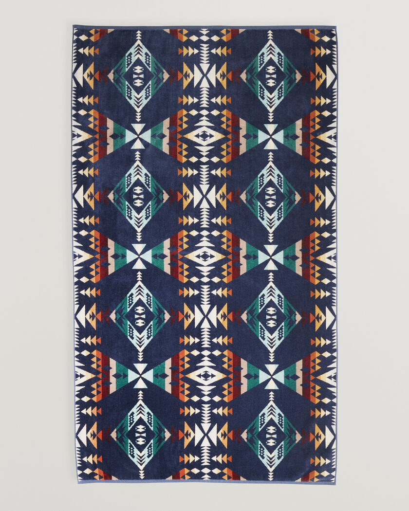 Pendleton Oversized Jacquard Spa Towel Diamond Peak – Monivärinen
