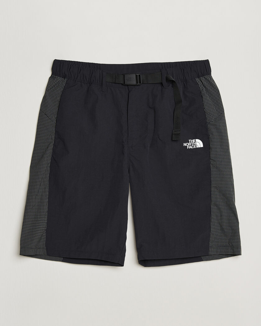 The North Face NSE Belted Shorts Black – Musta