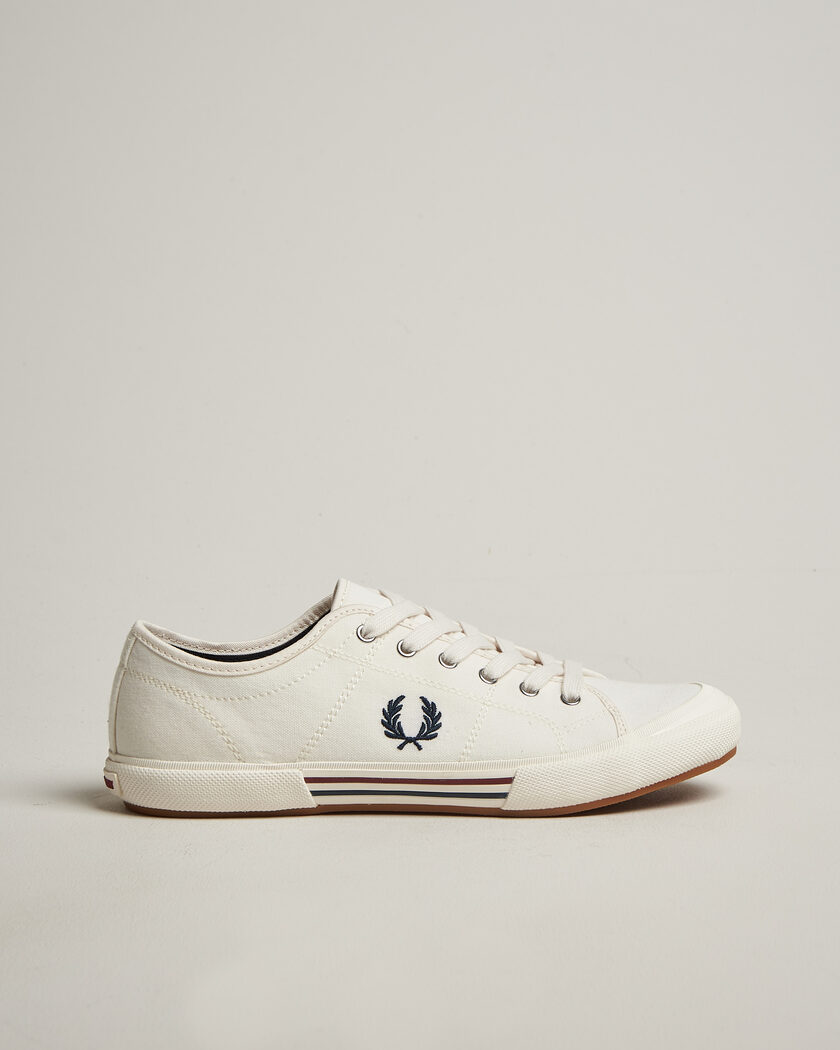 Fred Perry B708 Vintage Tennis Sneaker Snow White – Valkoinen