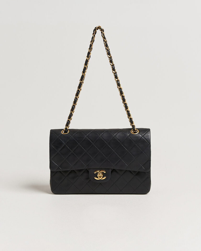  Chanel Pre-Owned Classic Medium Double Flap Bag Lambskin Black – Musta
