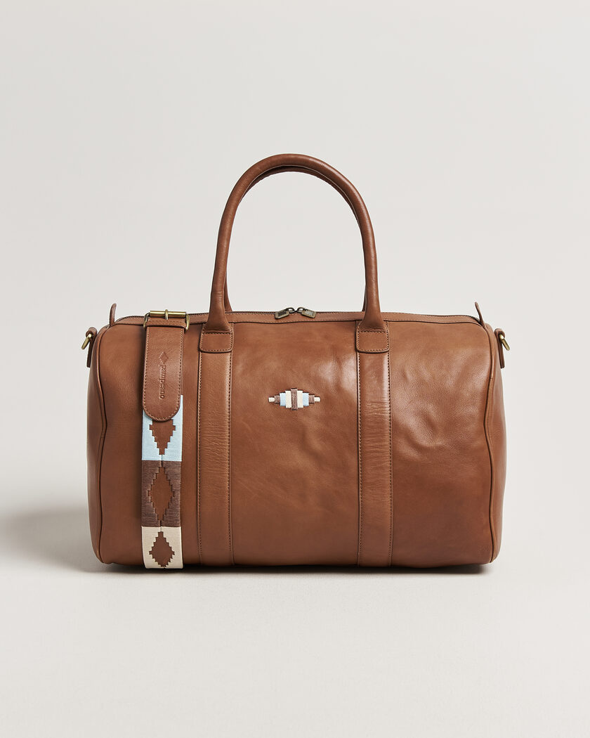 Pampeano Varon Small Leather Weekend Bag Tan – Ruskea