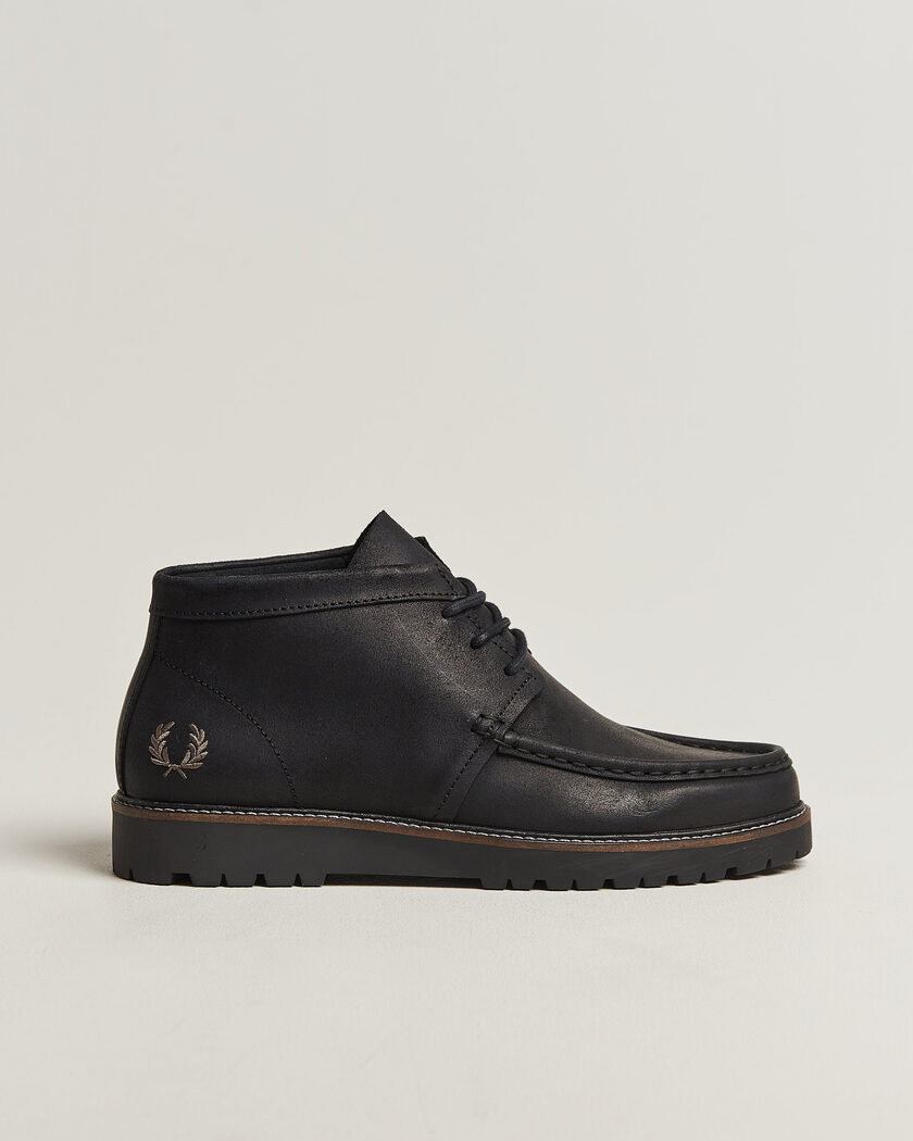 Fred Perry Kenney Waxed Suede Chukka Boot Black – Musta