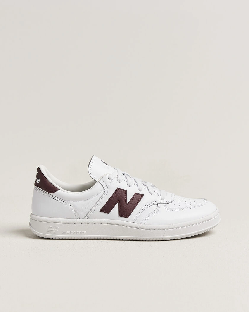 New Balance T500 Sneakers White/Cherry – Valkoinen