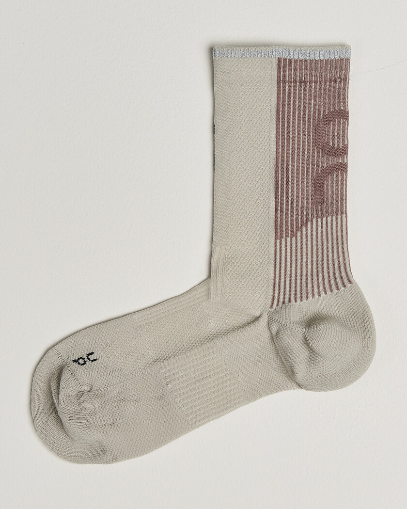On Performance Run Sock High Brume – Beige