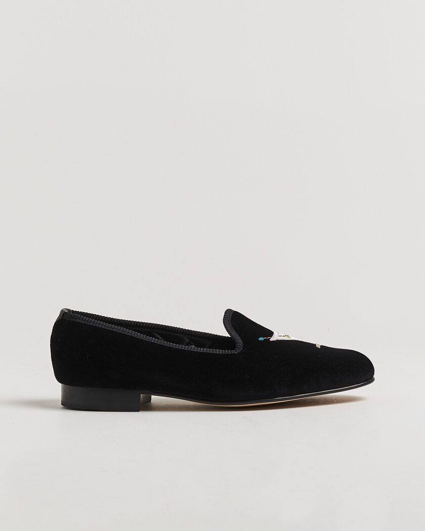 Bowhill & Elliott Martini Venetian Pump Black Velvet – Musta