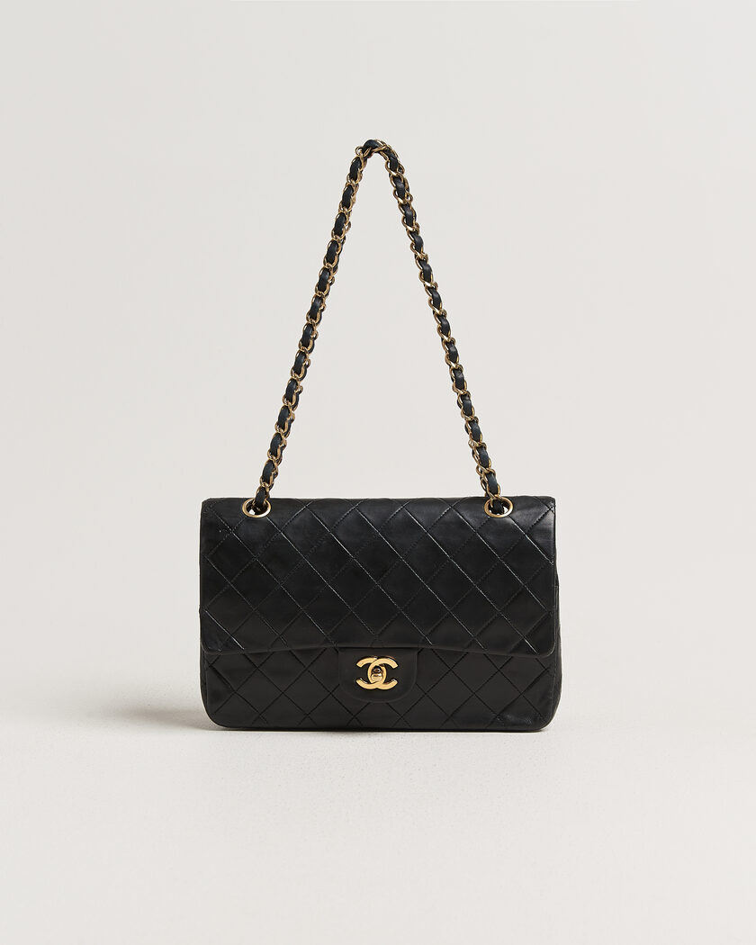 Chanel Pre-Owned Classic Medium Double Flap Bag Lambskin Black – Musta