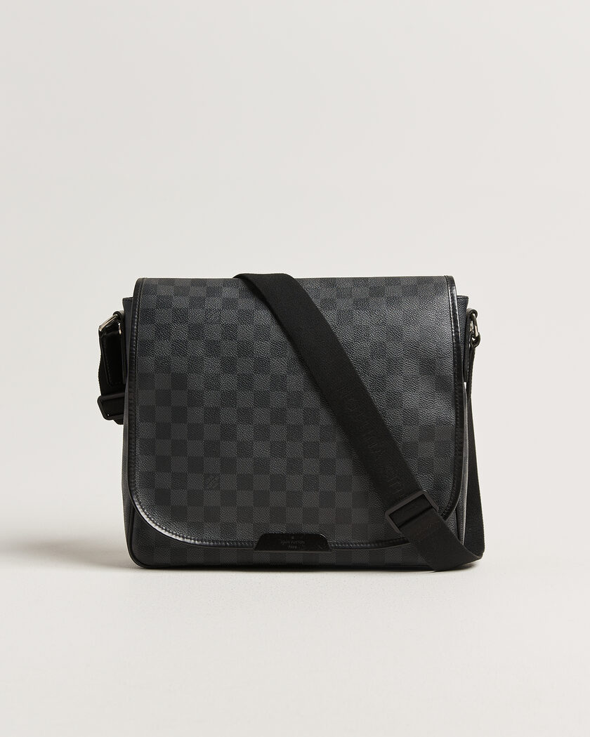Louis Vuitton Pre-Owned Daniel MM Shoulder Bag Damier Graphite – Harmaa