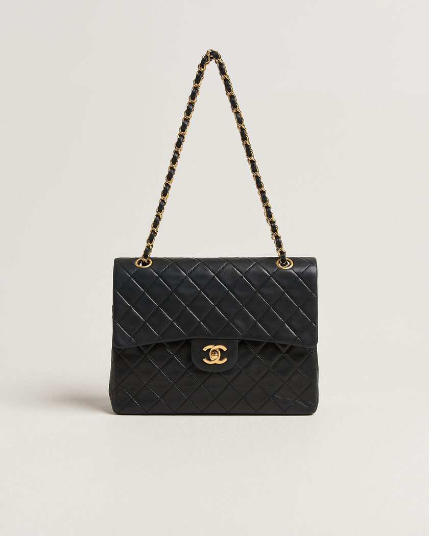 Chanel Pre-Owned Classic Medium Square Double Flap Bag Lambskin Black – Musta