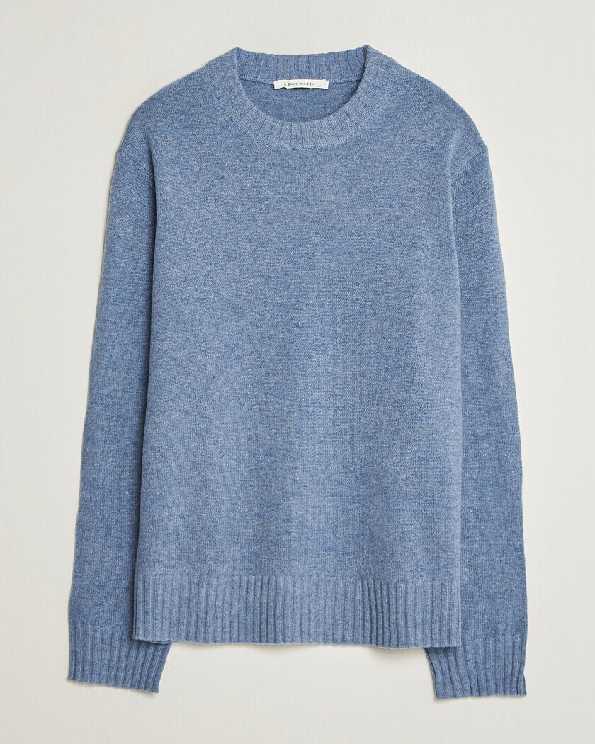 A Day's March Marlow Lambswool Sweater Misty Blue – Sininen