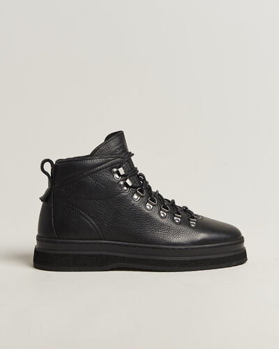 Musta