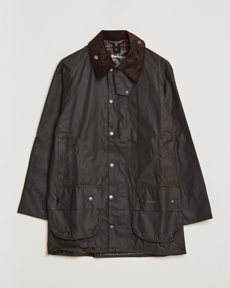 Miehet | The Classics of Tomorrow | Barbour Lifestyle | Classic Beaufort Jacket Olive