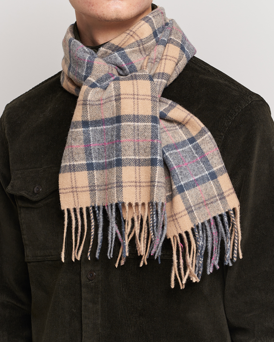 Mies | Kaulaliinat | Barbour Lifestyle | Tartan Lambswool Scarf Dress