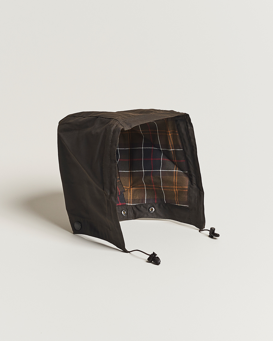 Mies | Takit | Barbour Lifestyle | Classic Sylkoil Hood Olive